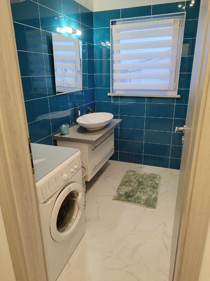 Tonis Apartment บูเย ภายนอก รูปภาพ