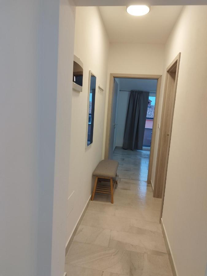 Tonis Apartment บูเย ภายนอก รูปภาพ